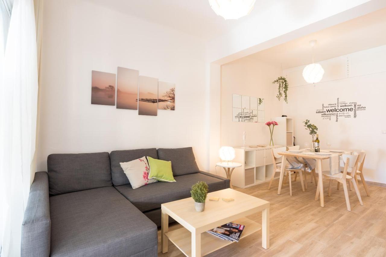 Malagasuite Front Beach Fuengirola Ngoại thất bức ảnh
