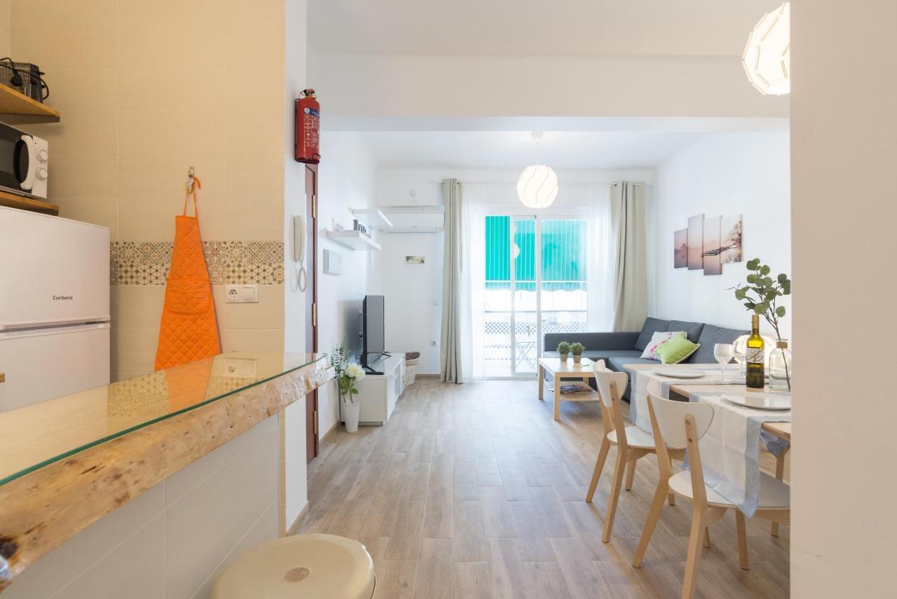 Malagasuite Front Beach Fuengirola Ngoại thất bức ảnh